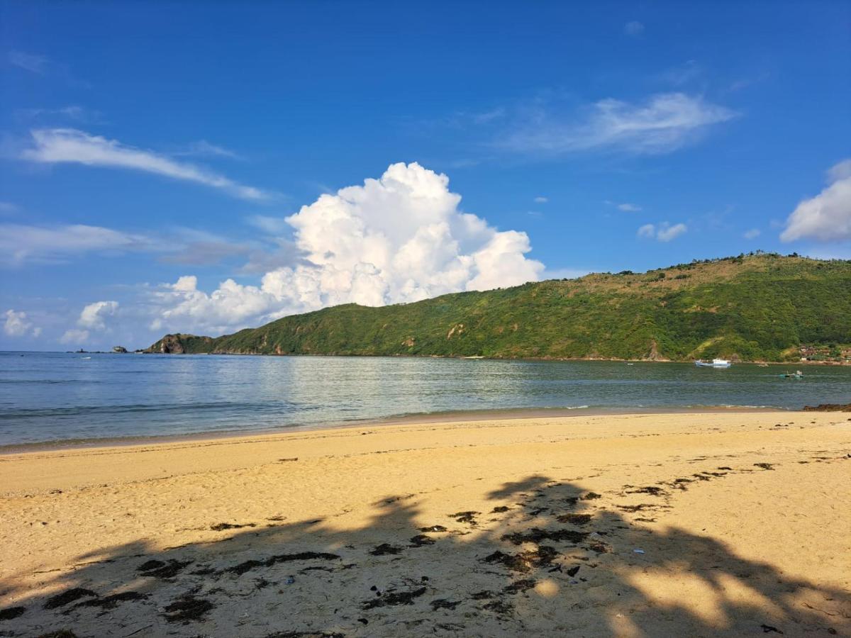 ホテル Surfers Beachfront Lombok Kuta  エクステリア 写真